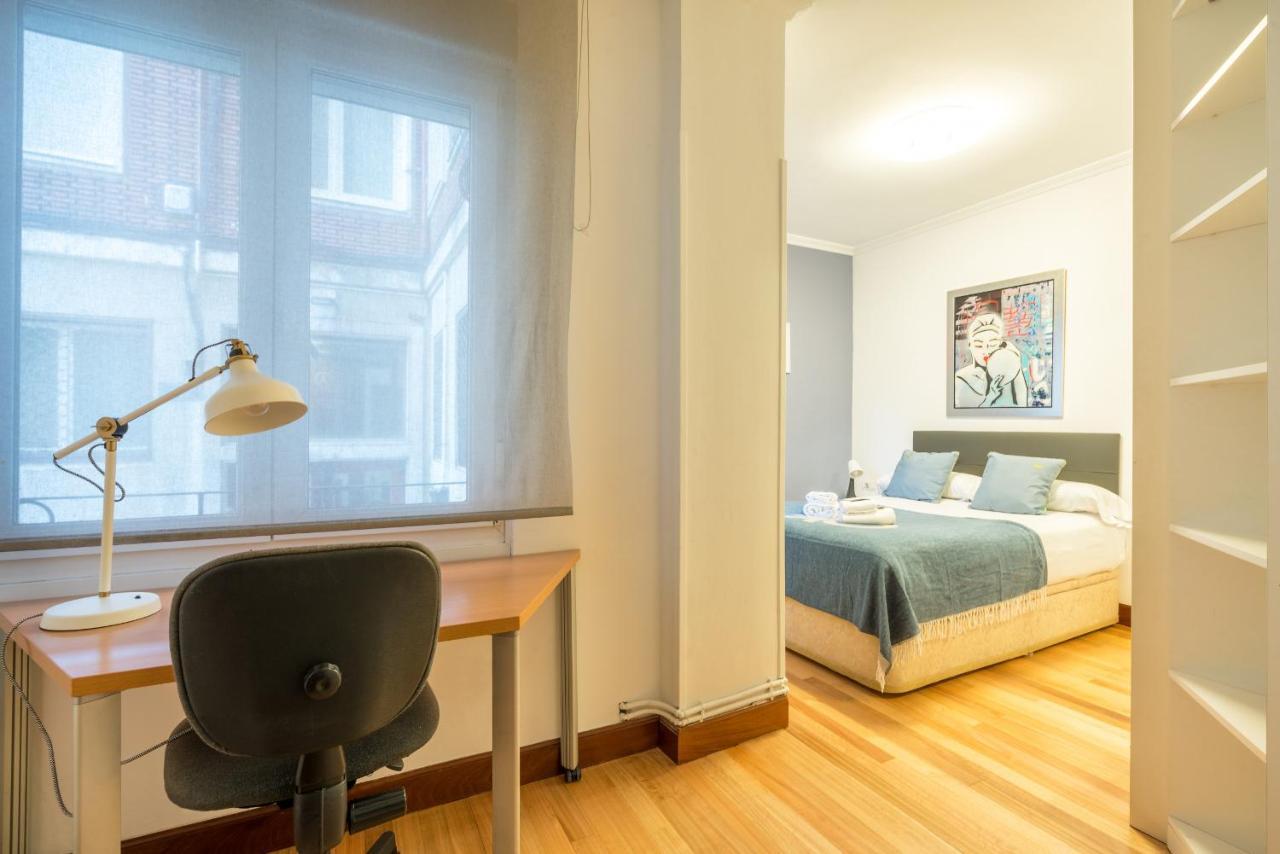 Ybarra Apartment By People Rentals Bilbao Exterior photo