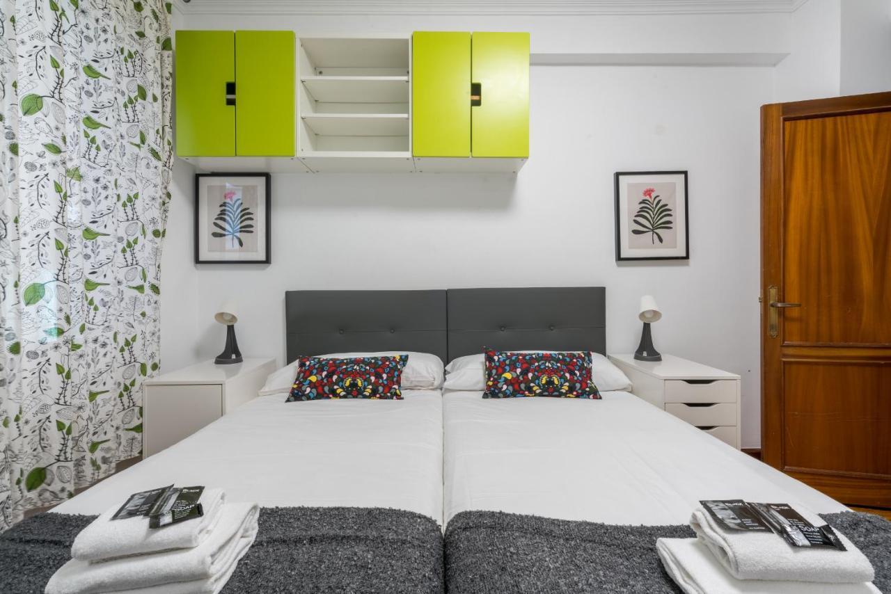 Ybarra Apartment By People Rentals Bilbao Exterior photo